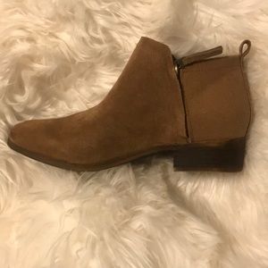 Brand New Tom’s Suede Boots